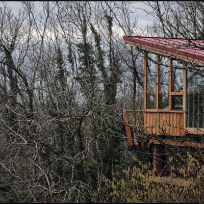 boutique treehouse photography © Guy Harrop 2023